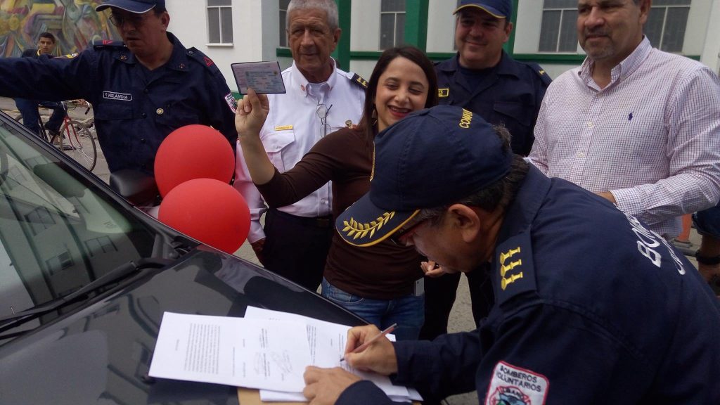 Entregamos el premio de nuestra última rifa